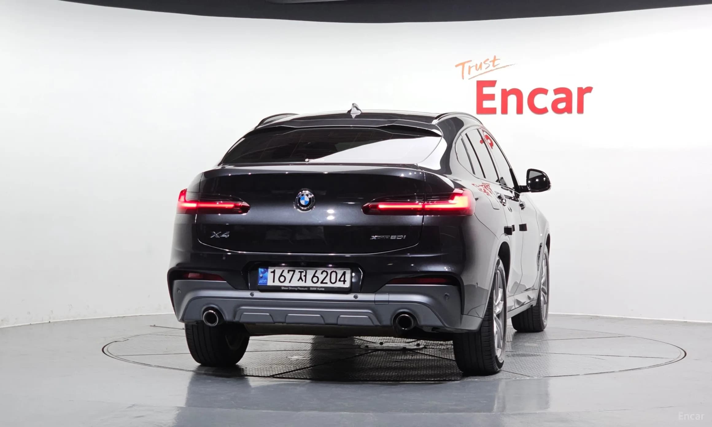 X4 (G02)