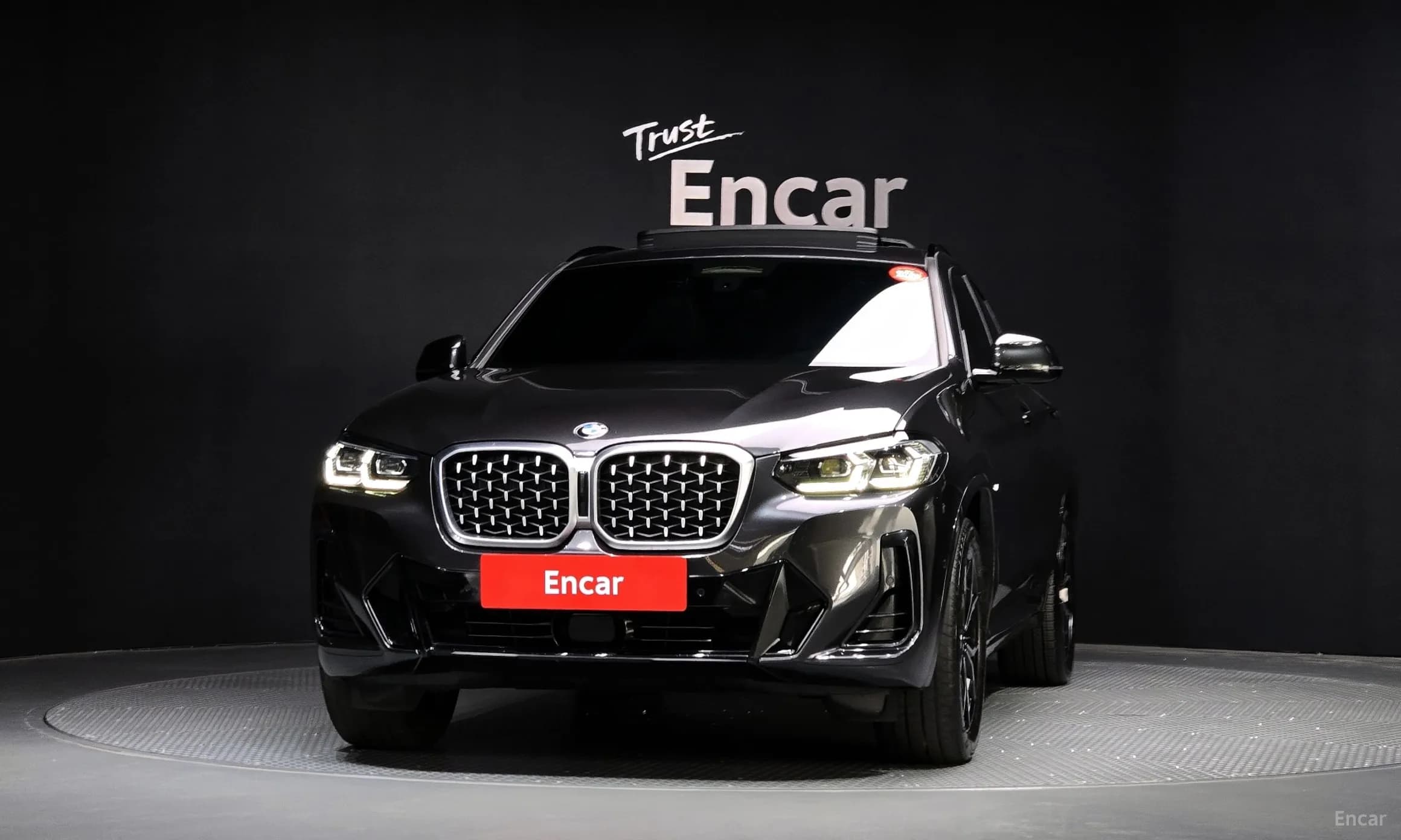 X4 (G02)