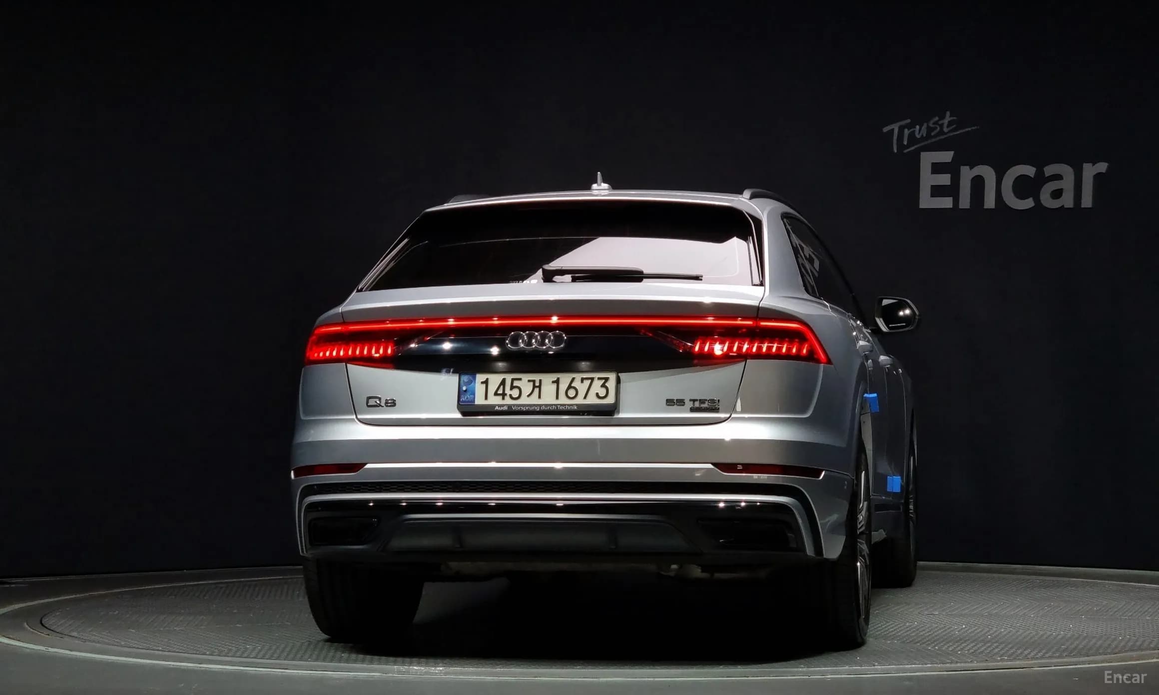 Q8 (4M)