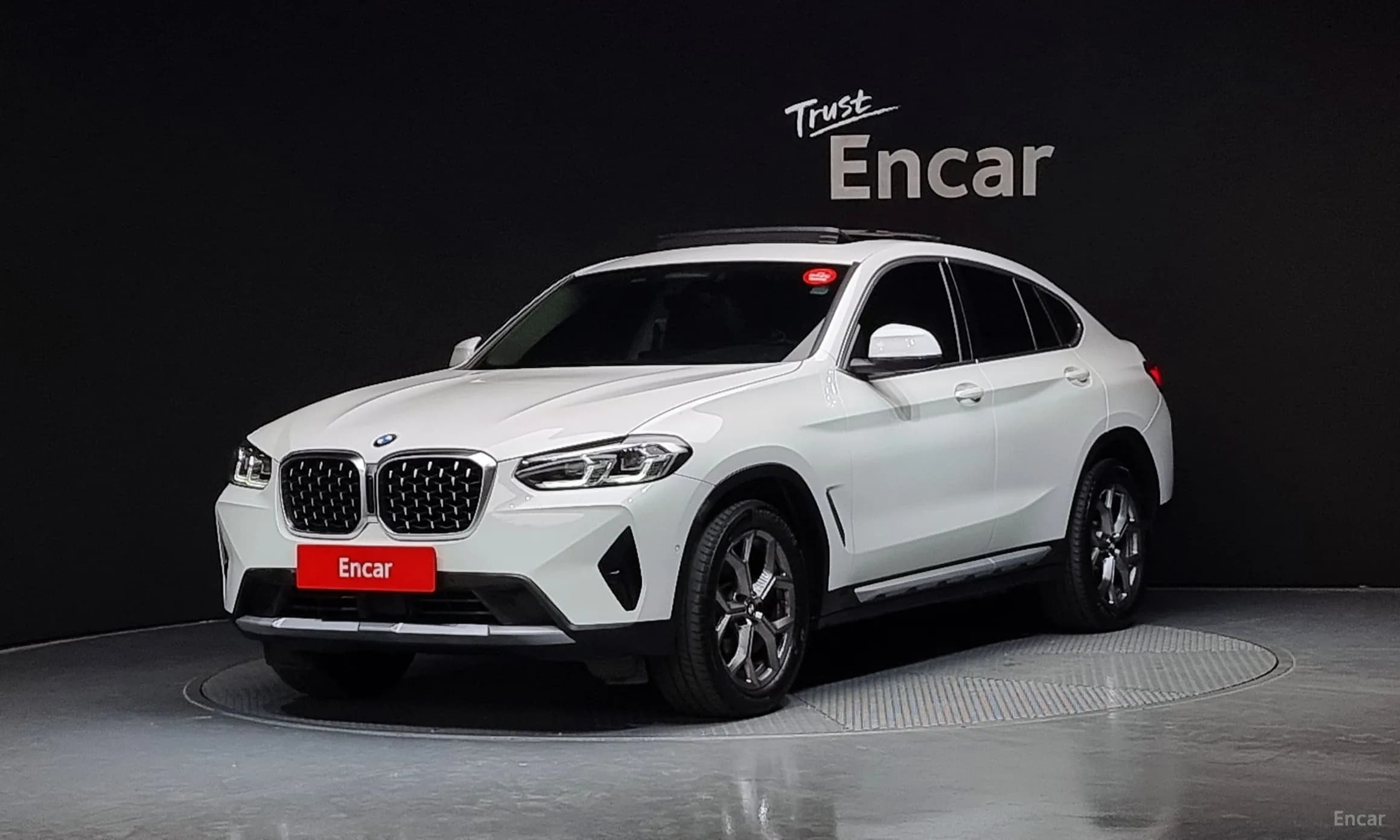 X4 (G02)