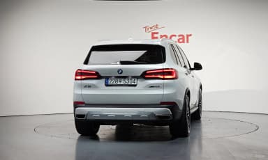 X5 (G05)