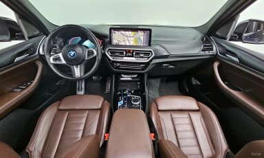iX3