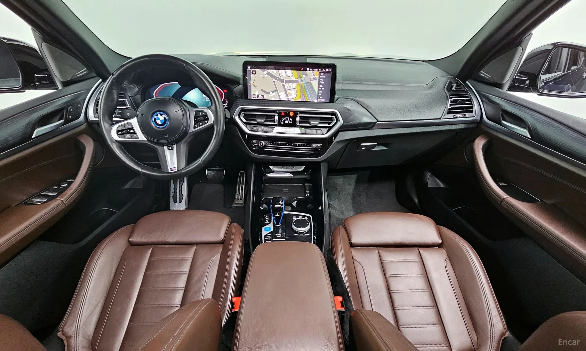 iX3
