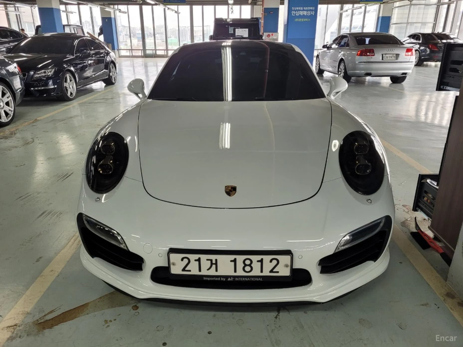 910