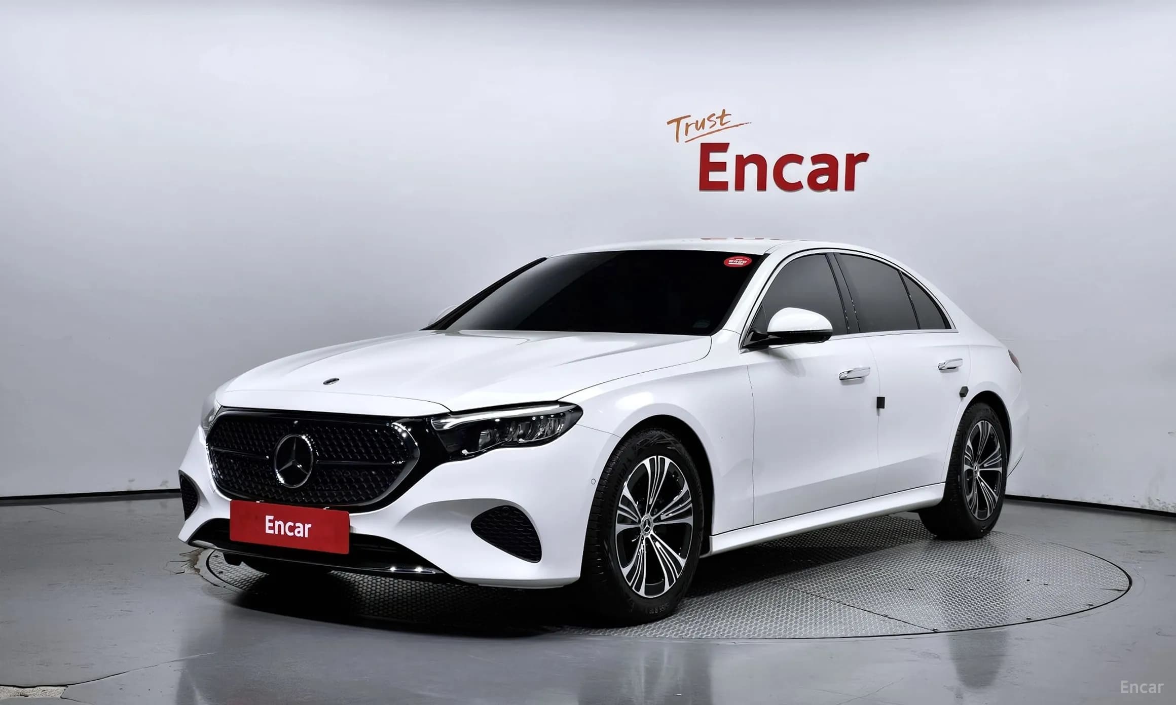 E-Class W214