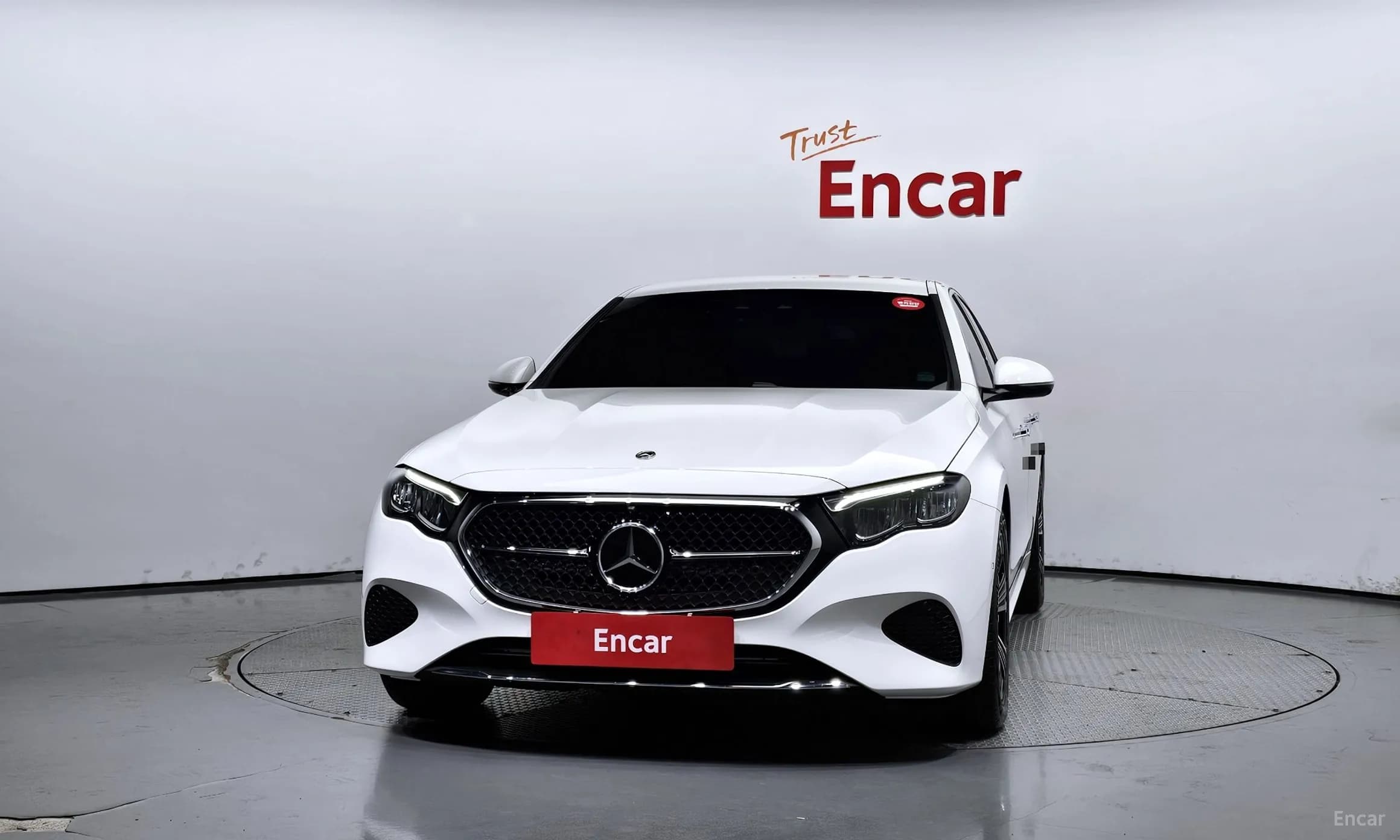 E-Class W214