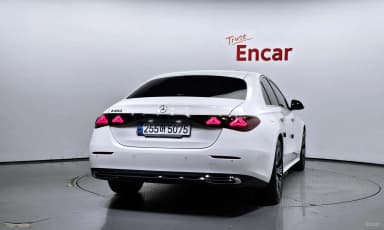 E-Class W214