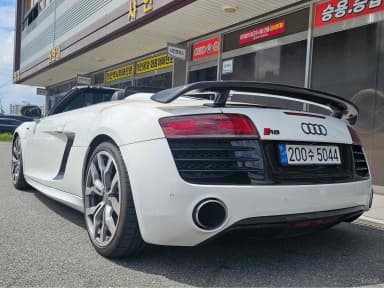 R8