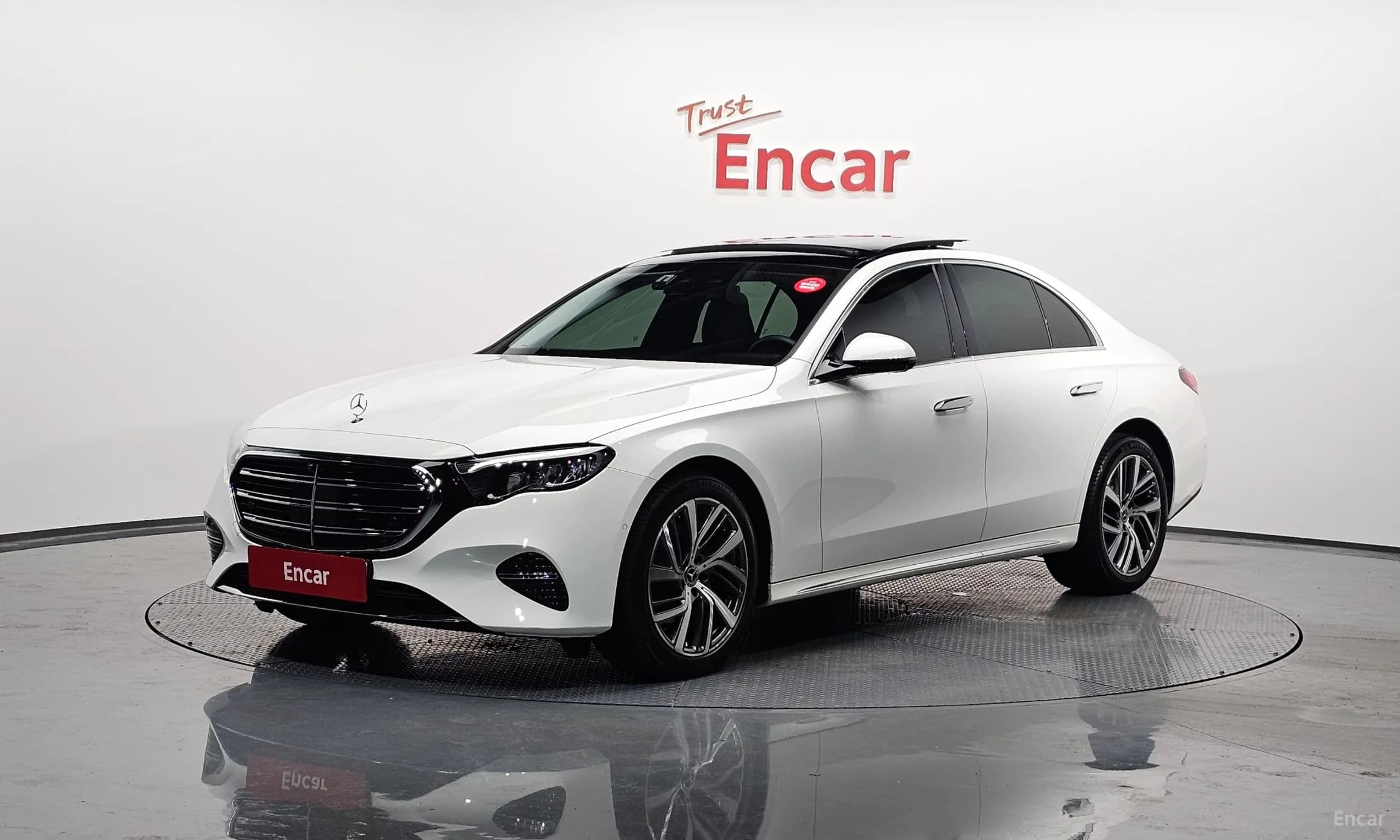 E-Class W214