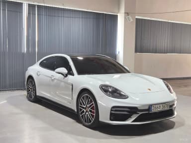 Panamera (971)