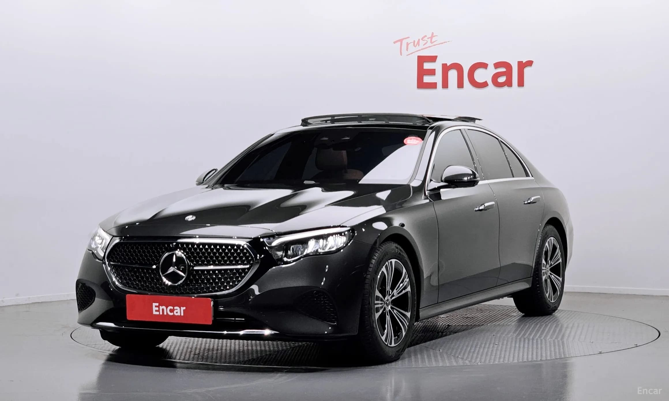 E-Class W214