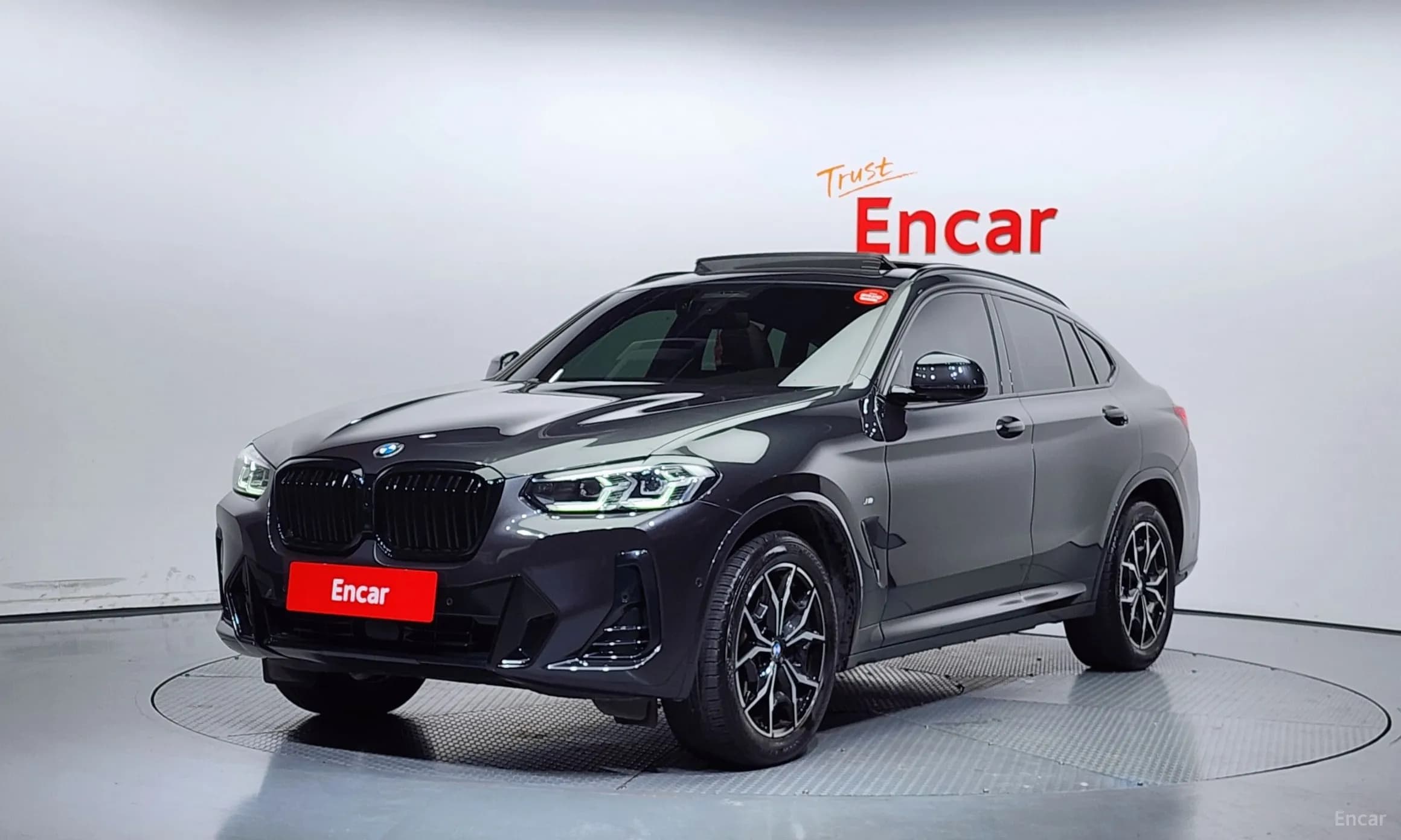 X4 (G02)
