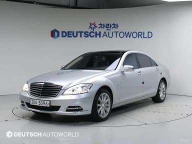 S-Class W221