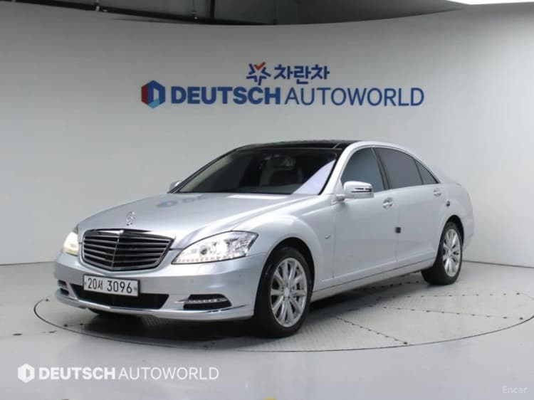 S-Class W221