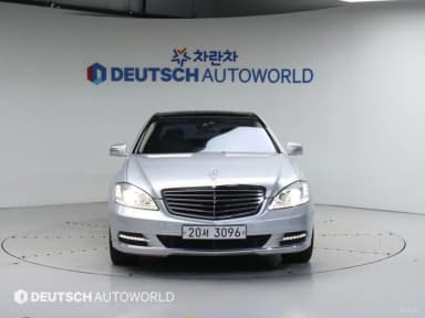 S-Class W221