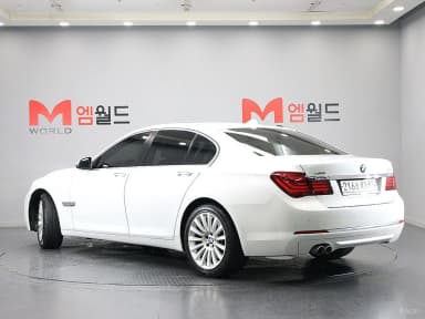 7 Series (F01)