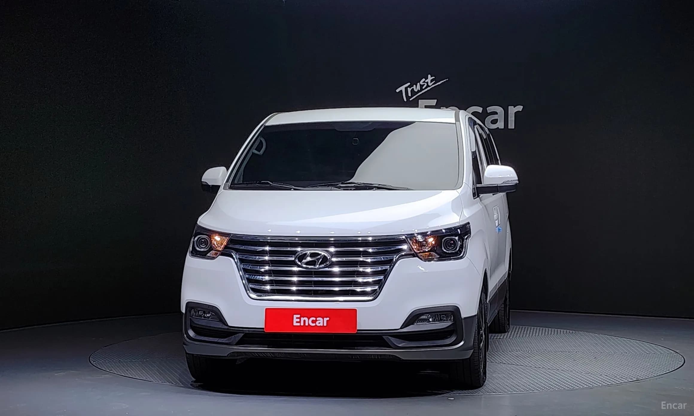 Grand Starex