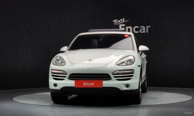 New Cayenne