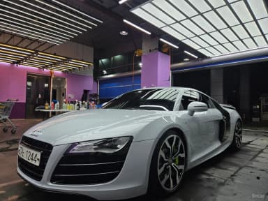 R8