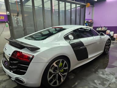 R8