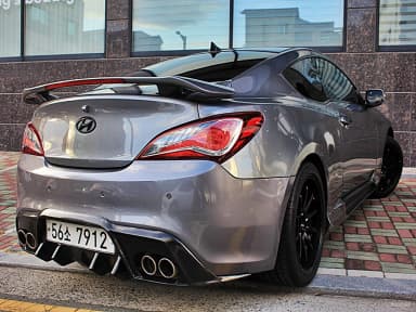 Genesis Coupe