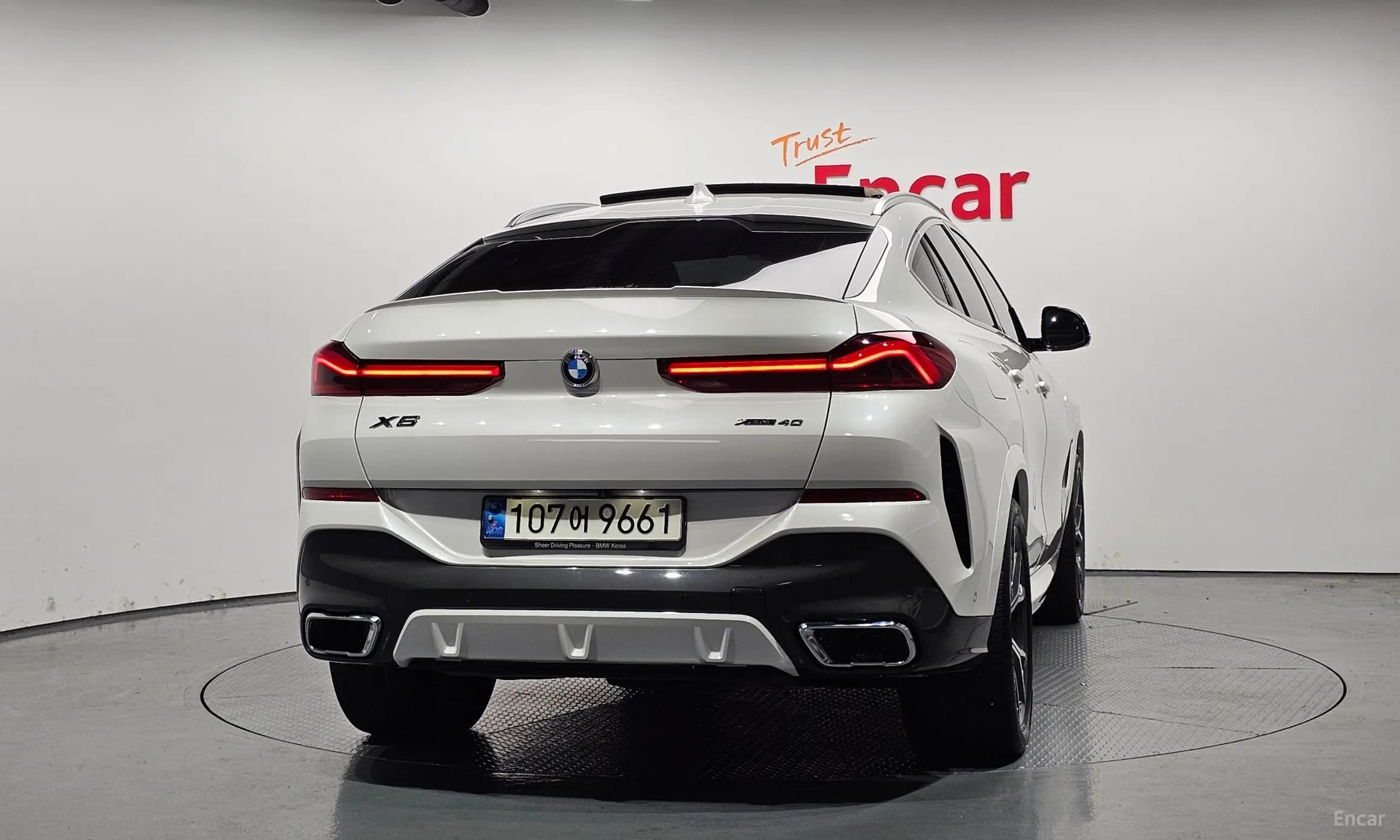 X6 (G06)