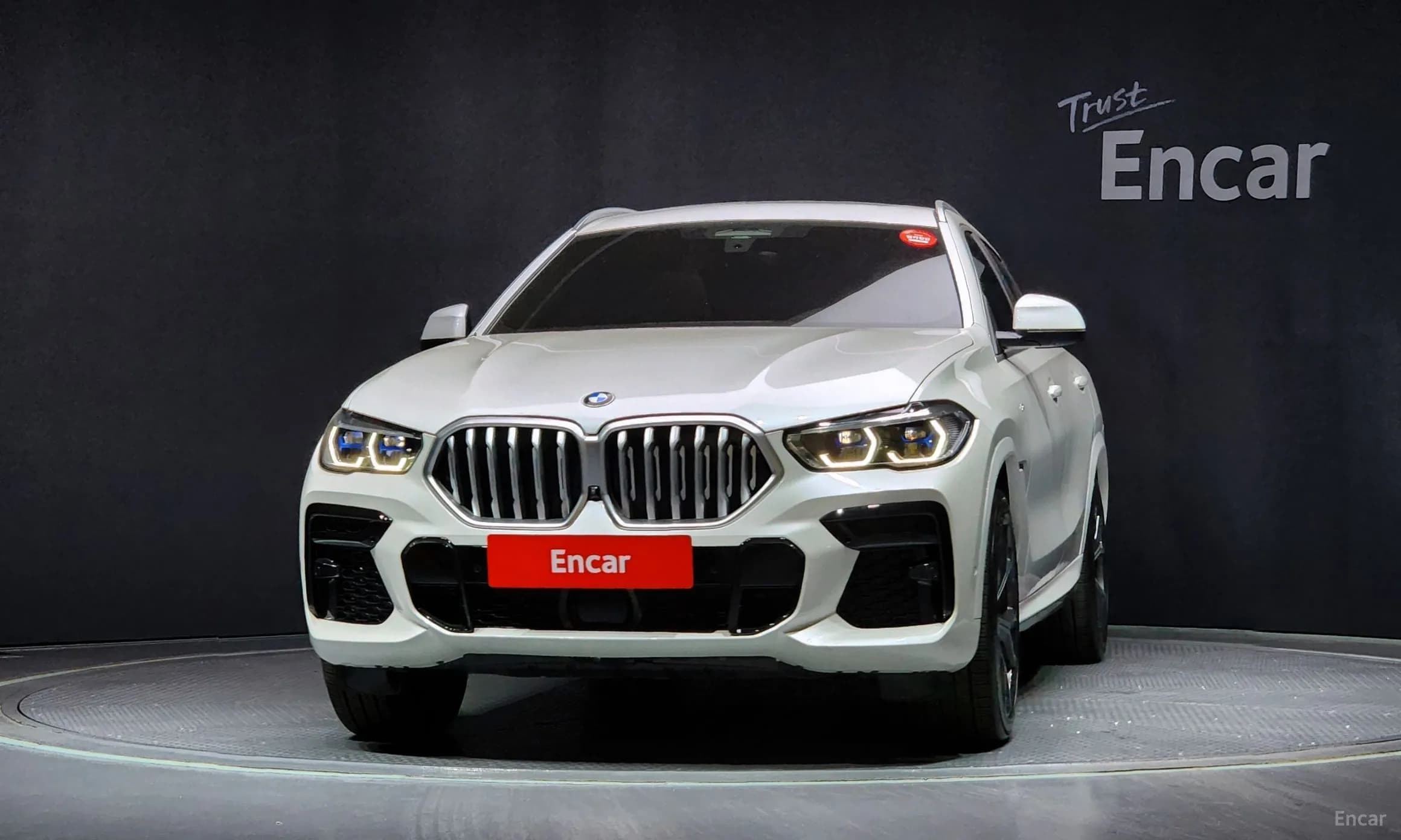 X6 (G06)