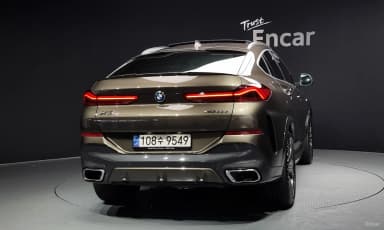 X6 (G06)