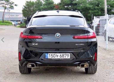 X4 (G02)