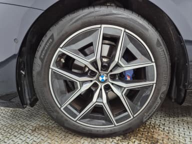 5 Series (G60)