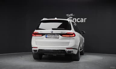 X7 (G07)