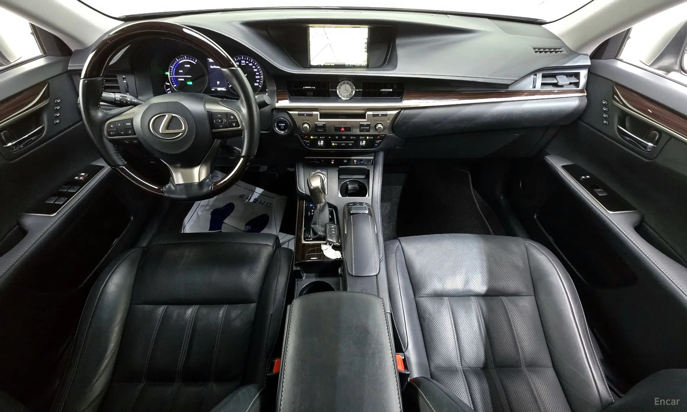 New ES300h