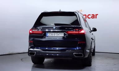X7 (G07)