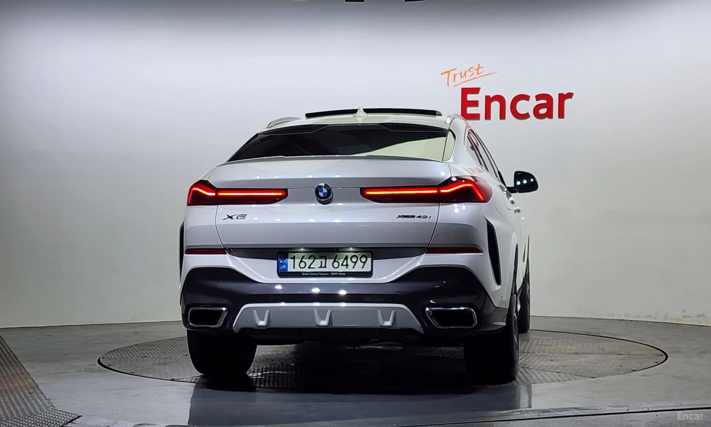 X6 (G06)