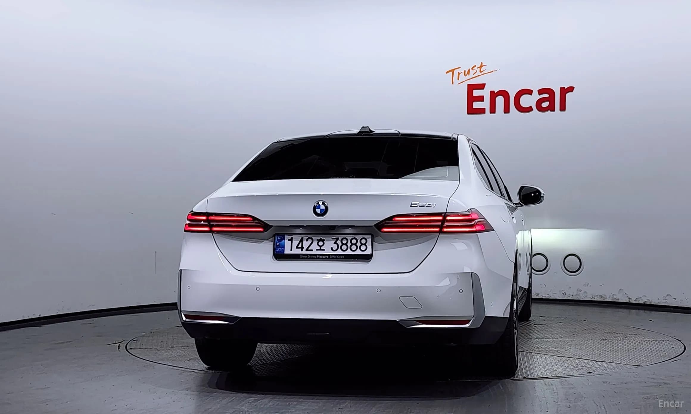 5 Series (G60)
