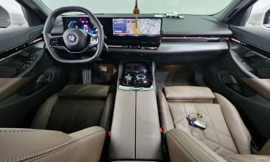 5 Series (G60)