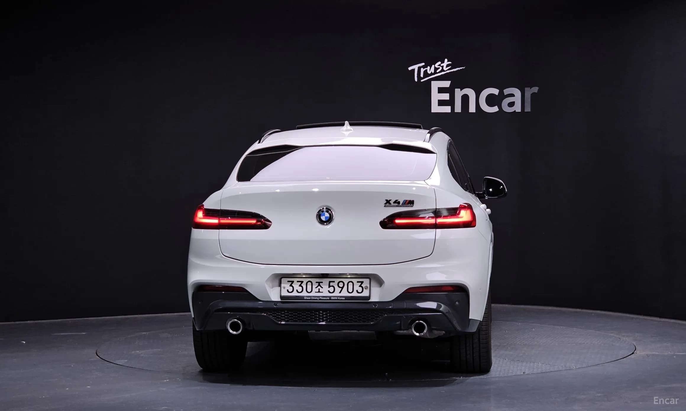 X4 (G02)