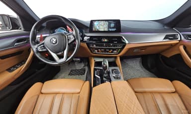 5 Series (G30)