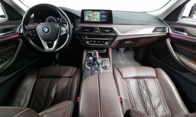 5 Series (G30)