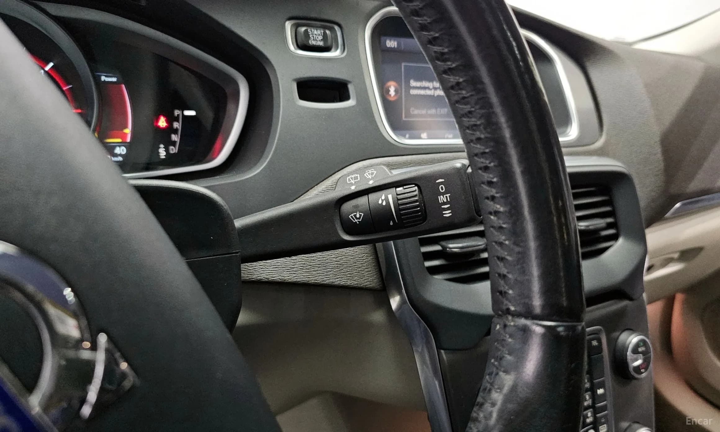 V40