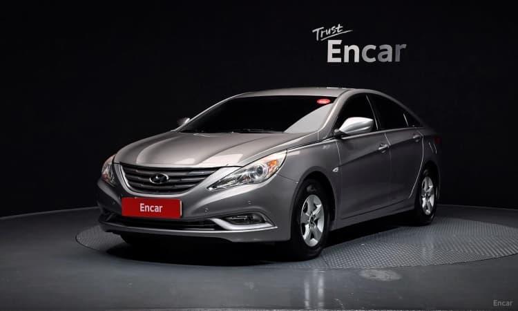 YF Sonata