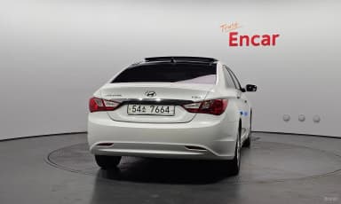 YF Sonata