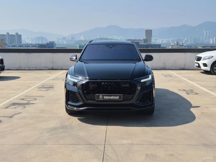 RSQ8 (4M)