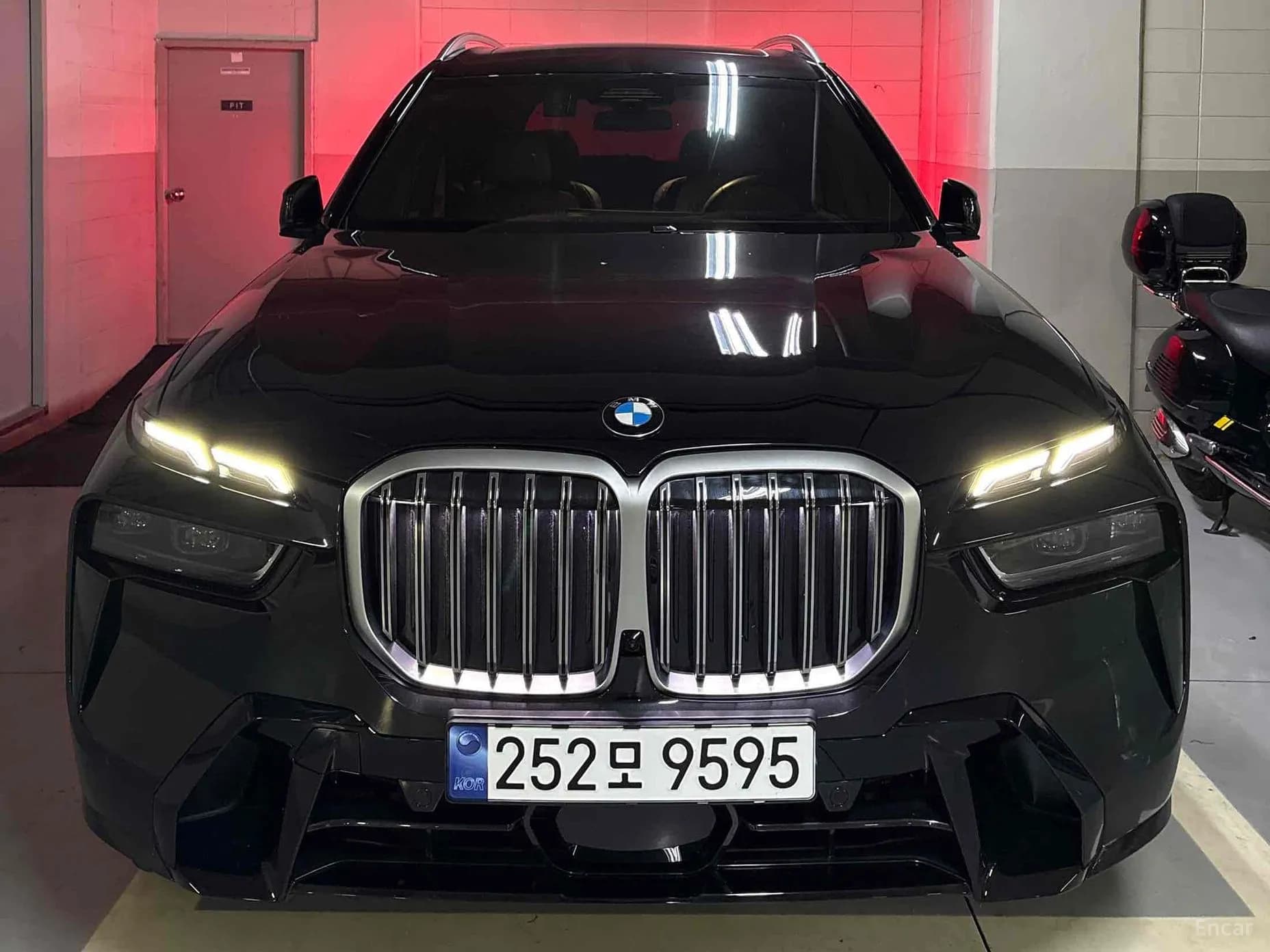 X7 (G07)