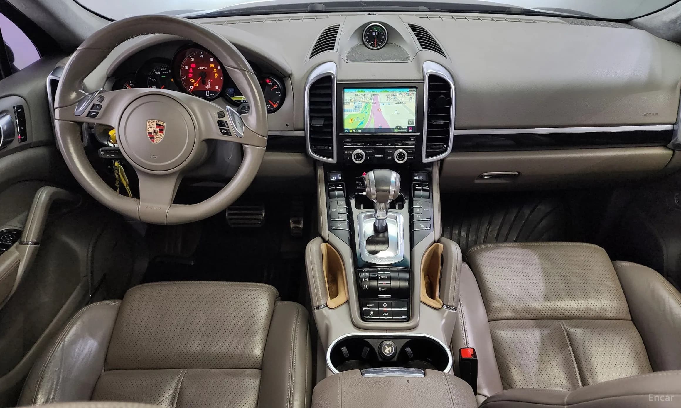 New Cayenne