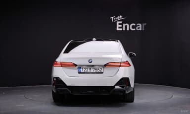 5 Series (G60)