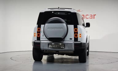 Defender (L663)