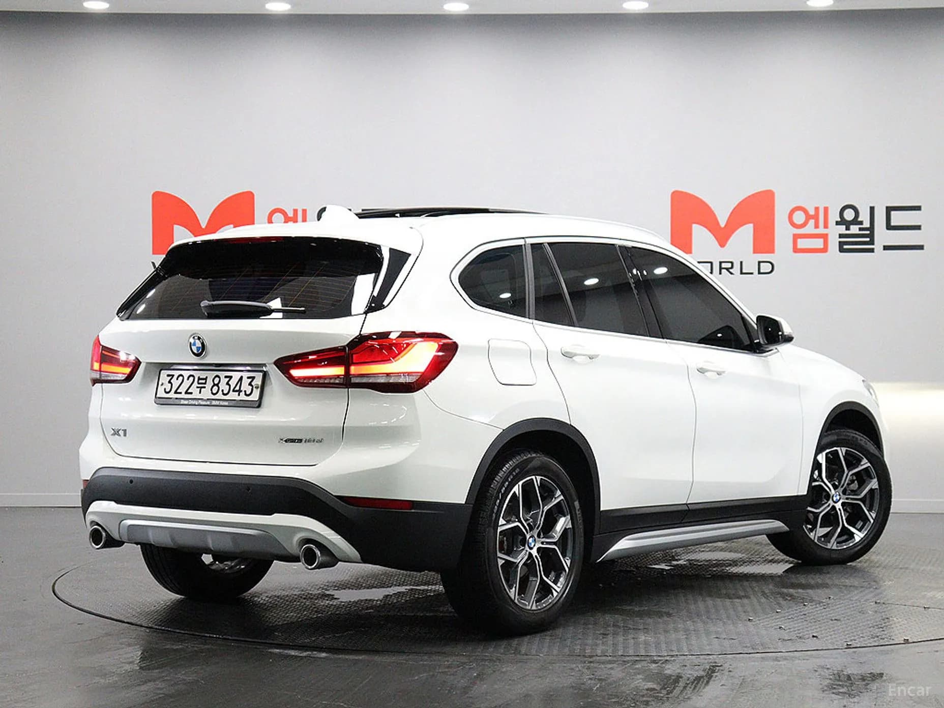 X1 (F48)