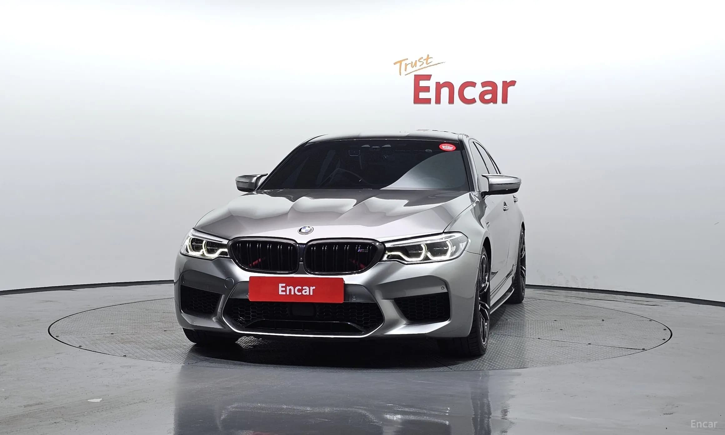 M5 (F90)