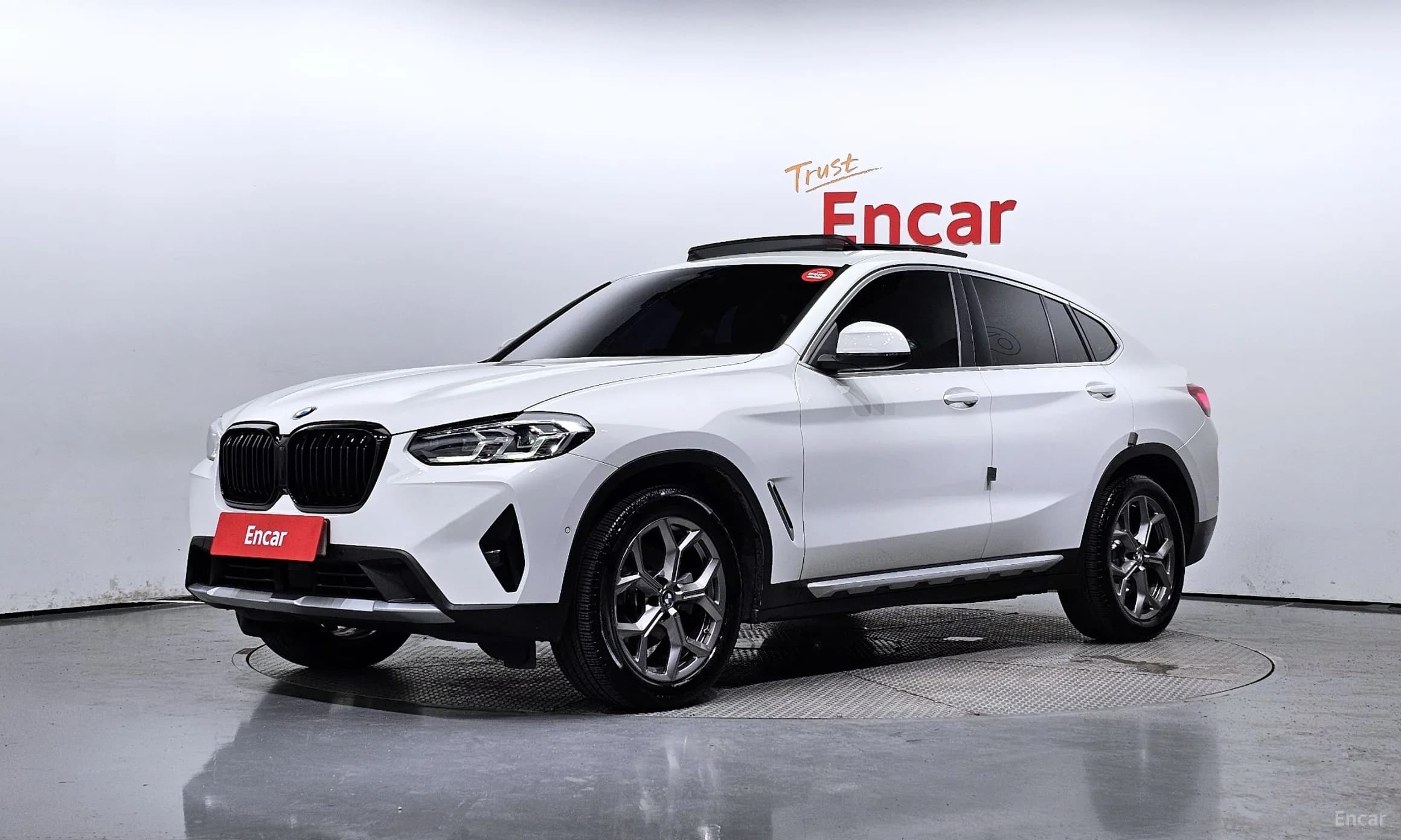 X4 (G02)